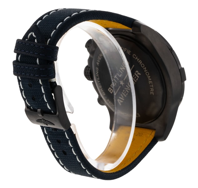 Breitling Super Avenger V13375